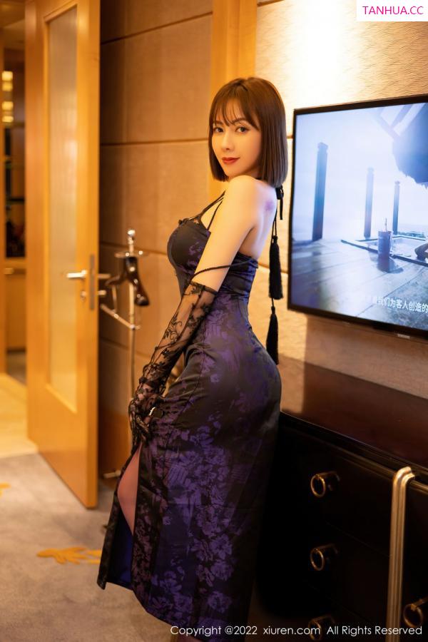 闫雪松 松果儿 [XiuRen]高清写真图 2022.01.05 No.4422 果儿Victoria第7张图片